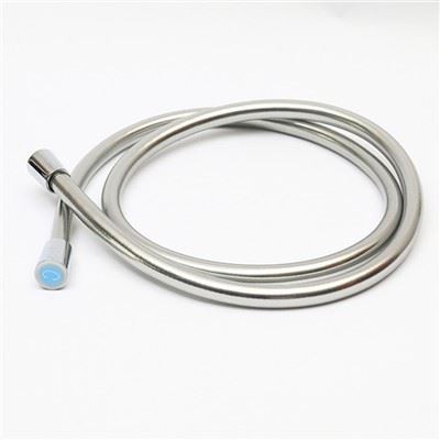 Tubo doccia antibatterico
